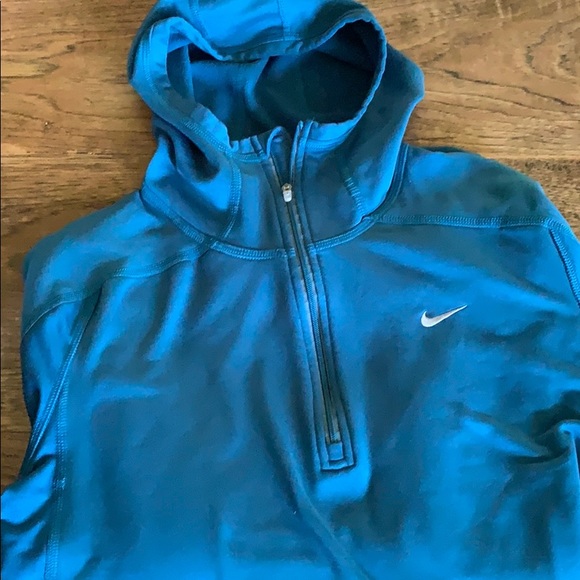Nike Tops - Nike hoodie